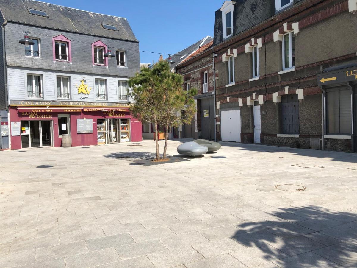 Au Coeur Du Marche 4 Etoiles Apartamento Fécamp Exterior foto